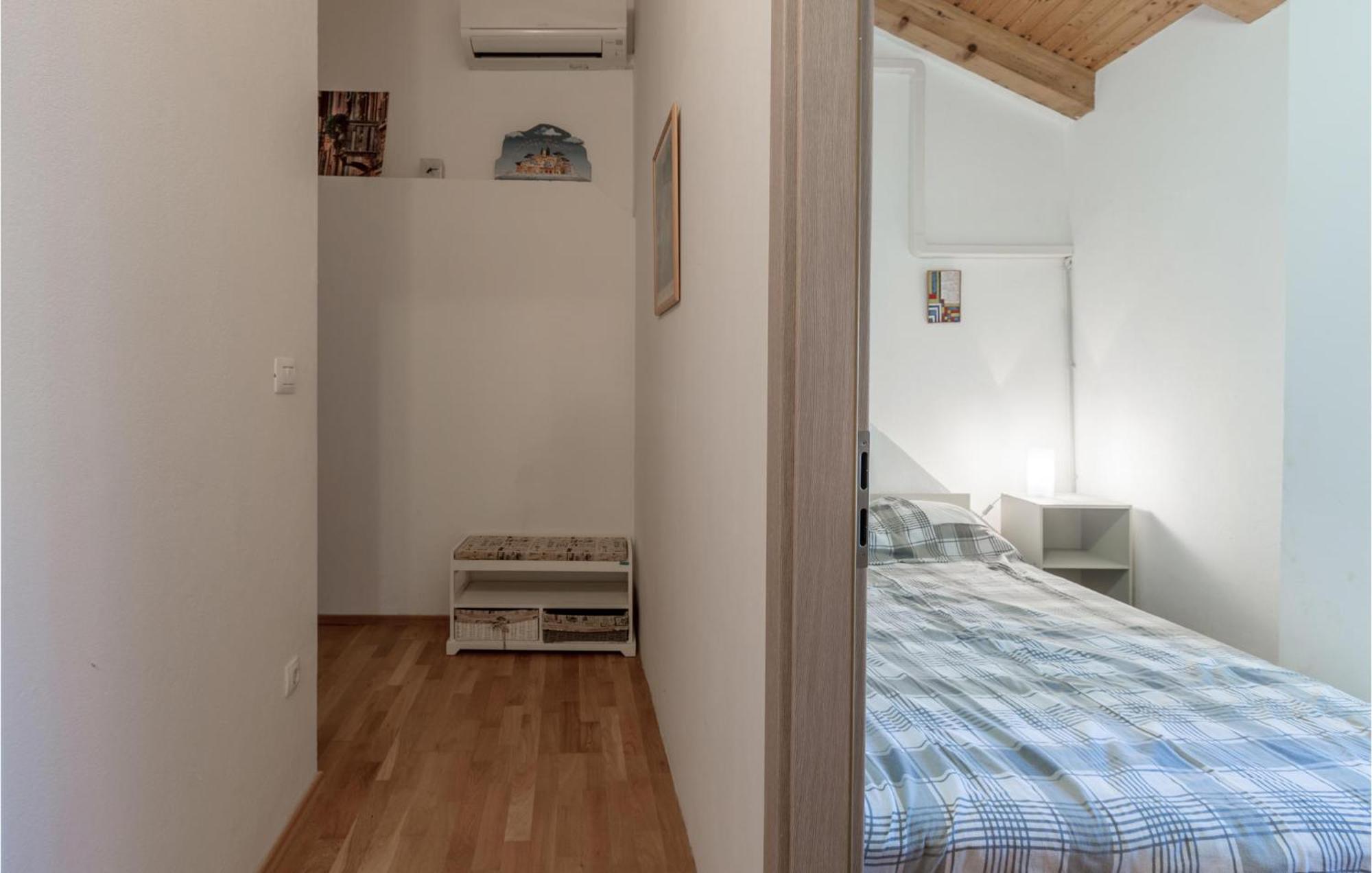 2 Bedroom Stunning Home In Bale Luaran gambar